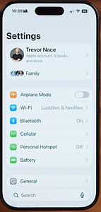 How to Tell If Your iPhone Is Being Spied On: 10 Checks You Can Do Yourself 1 iPHONE